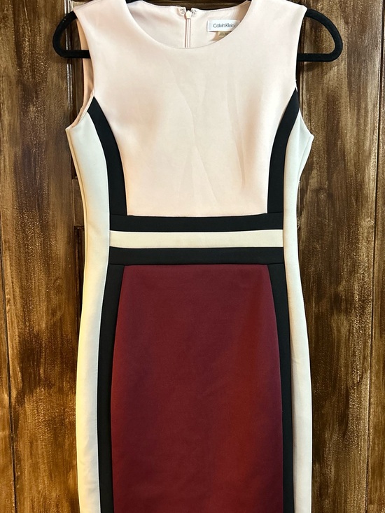 Calvin Klein Dresses & Skirts - Calvin Klein Ivory, Black and Burgundy Colorblock Midi Sheath Dress Size 4